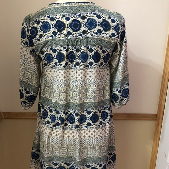 Vero dress - Picture 2 of 4